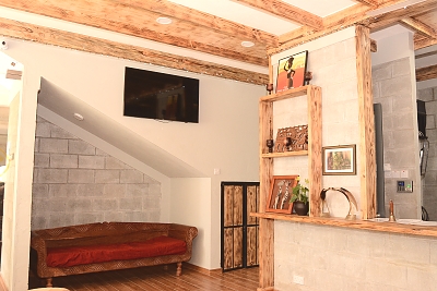 Wistas Inn Lounge 01
