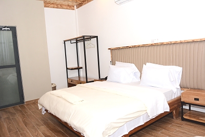 Wistas Inn Room 8 04